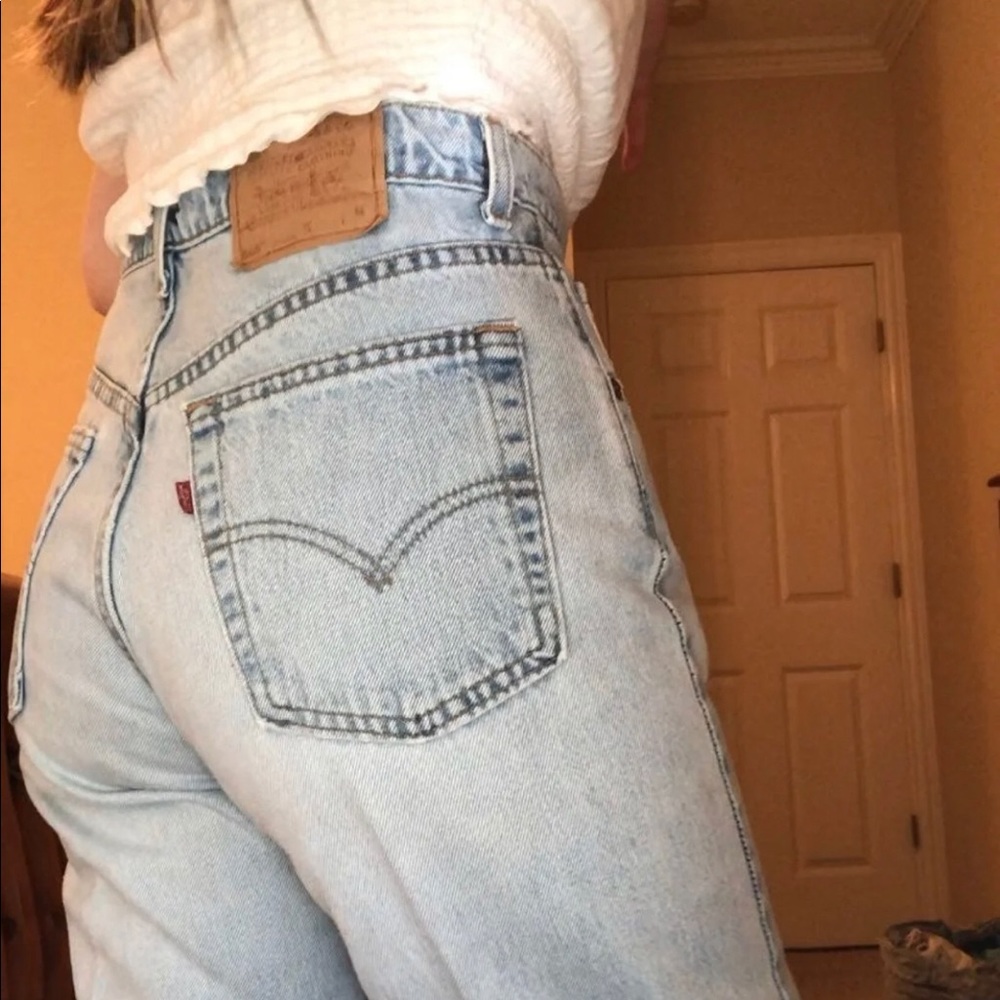 VINTAGE LEVIS | Made in the U.S.A ~ 100% cotton |